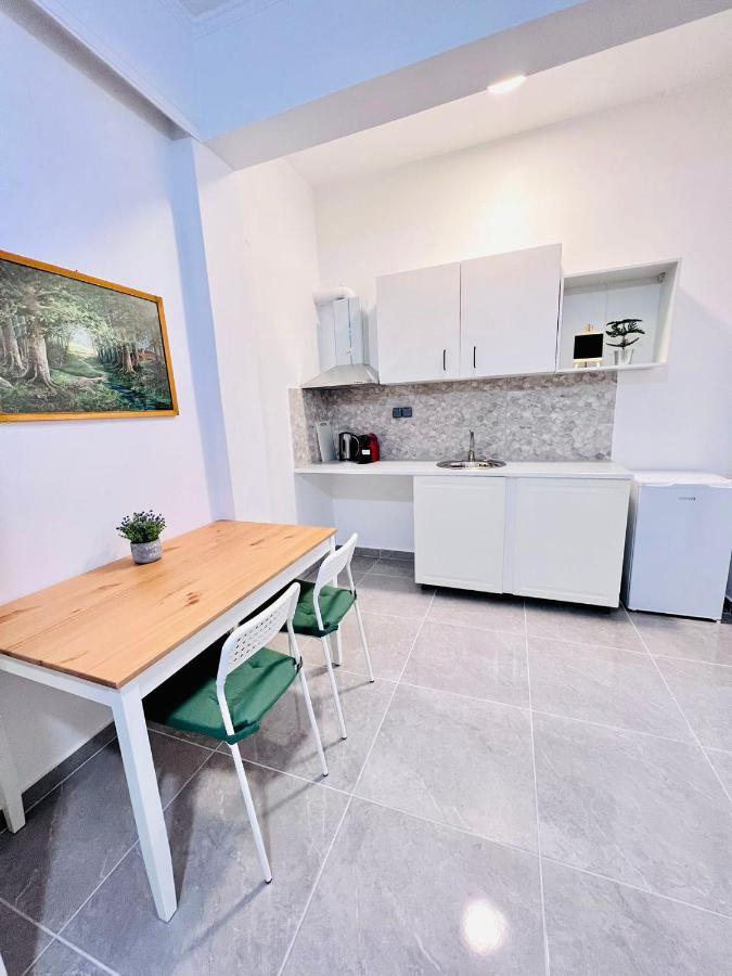 Sky Inn With Great Location Wonderful Acropolis View In Neos Kosmos Athens Luaran gambar